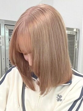 ウィコ 新宿(WICO) ミルクティーベージュ[新宿駅/ワンレン/ダブルカラー/小顔]