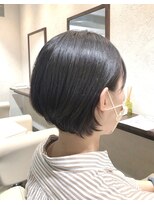 サイン(SIGN)&nbsp;前髪あり耳かけ大人ショート30代40代50代くすみマロンベージュ