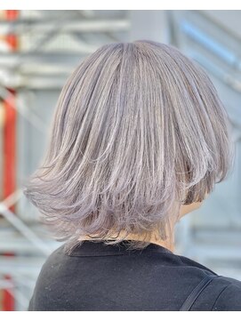 アマレット(Amaretto) ウルフ×ホワイトシルバー