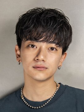 フィフス 天神大名(fifth) 天神大名シャドウパーマメンズパーマセンターパートウルフ30代