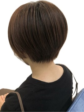 ビオラス(VIOLUS) ショートボブ