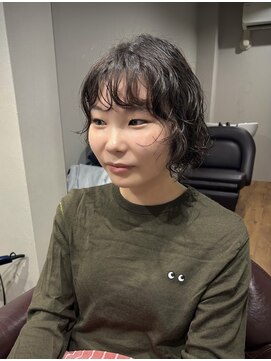 ウィーク 梅田(UiiC) ミニマムマッシュショート / ニュアンスパーマ UiiC 中平鮎歌