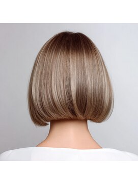 【大人ボブ】外国人風ハイライト×アッシュベージュ