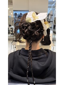 ヘアーメイク アディクト(HAIR MAKE addict) 個性派カチモリヘア【@addict_madoka】