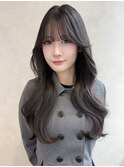 【TLUUSデザインカラーグレージュハッシュカット】