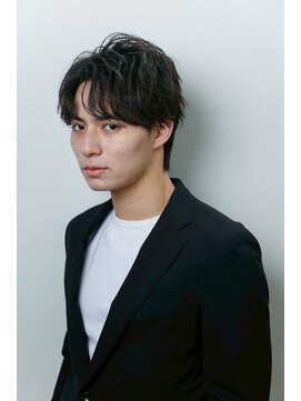 クロムトウキョウ ザ バーバー 新宿本店(CHROM TOKYO the Barber) ラフセンターパート