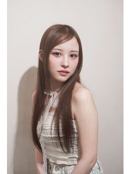 グランクラブ(GRANCLUB)の写真/繰り返すうねりや広がりを解消し、扱いやすく美しい艶髪へ導く