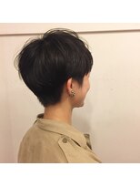 カタチヘアー(HAIR)&nbsp;。。。。。。シンプル。。。ショートのカタチ。。。。。。