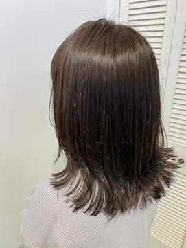 アドラーブル はなみずき店(adorable) 大人かわいい無造作カール☆外ハネ×おしゃれミディ