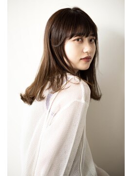 ティピ(tipi) 【宿里沙也香】内巻きワンカール×前髪流しstyle