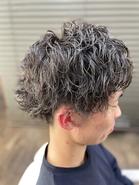 ガイズ ヘアー イサミ(GUY'S HAIR 133) メンズパーマ/ツイストスパイラル/ショートパーマ
