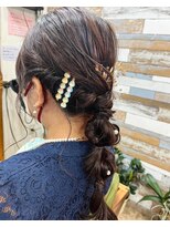 ハウオリ ヘアーワークス(Hauoli hair works)&nbsp;ふわふわ編みおろしアレンジ
