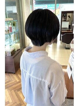 ファーレンピュアスウィート(fahren-pure-suite) ショートウルフボブ