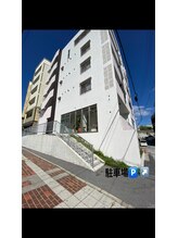 SALOWIN 那覇店【サロウィン】