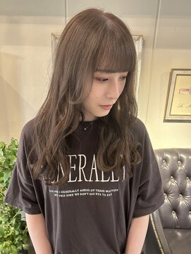 ヘアーデザイン シュシュ(hair design Chou Chou by Yone) ミルクティーベージュ&セミロング♪