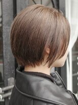 カムジーヘッドカミノウラ(COMEGHEAD KAMINOURA)&nbsp;ダブルカラーショートボブインナーカラーハイライトケアブリーチ