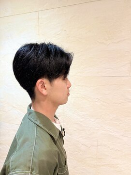 ファーレンピュアスウィート(fahren-pure-suite) センターパート/メンズマッシュ【朝霞 メンズカット】