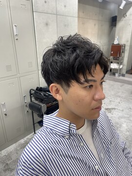 クロム トウキョウ ザ バーバーアルト 神保町店(CHROM TOKYO the Barber ALT) マッシュスタイル×アップバング 2wayスタイル