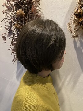 緑みのショート