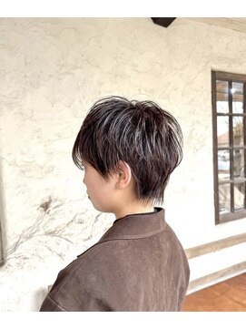 ラネージュ 小山(La Neige) 女性らしいショートカット