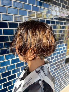 ラシンバン ラメール(LASHINVAN LAMER) インナーカラー×ショートパーマ