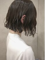 クロックレス (CLOCKLESS)&nbsp;ハンサムボブ　×　ダークカラー