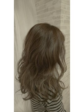 スピカヘアー(spica hair) spicahair　ミルクカーキ♪