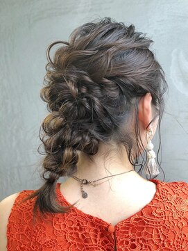 クリック ヘアスタジオ 富士見台店(CLiC Hair Studio) 【こなれ編みおろし】担当yuka