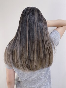 ジゼル(gisele) （小山）バレイヤージュ