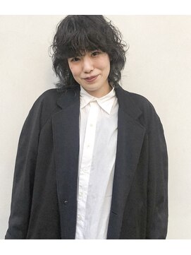 ガーランドウメダ(Garland umeda) ミディアムウルフ×パーマ