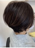スッキリショートボブスタイル
