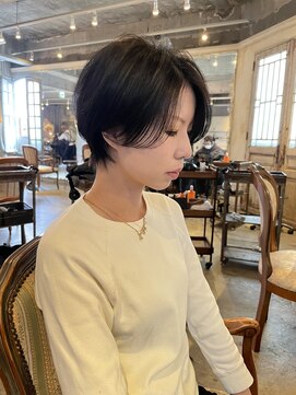 髪質改善と縮毛矯正の専門店 サンティエ(scintiller) 大人綺麗な小顔襟足スッキリショートボブ 30代40代50代