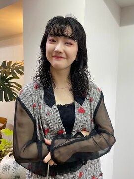 アル 心斎橋(alu) 黒髪カタログ/小顔に見せるヘア/ツヤ髪/黒髪パーマ