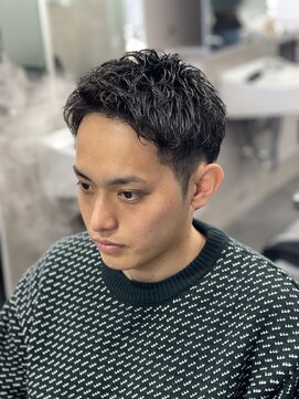 クロムトウキョウ ザ バーバー ネオン 新宿店(CHROM TOKYO the Barber ne/on) メンズショート/アイロンパーマ/アイパー