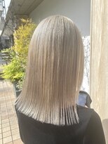 トリート 妙典店(TREAT)&nbsp;ホワイトベージュ×ハイトーン＿TREAT妙典