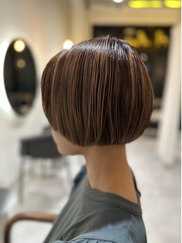 アシャヘアー(A.s.h.a hair)の写真/経験豊富なStylistの再現性の高いCutで理想通りのショートヘアに◎顔周りの繊細なCutは"A.s.h.a hair"でー