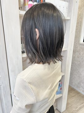 キャアリー(Caary) 福山Caary10代20代30代40代春垢抜けレイヤーボブイルミナカラー