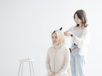 女性美容師サロン　Chocolat　NAMBA【ショコラ　ナンバ】