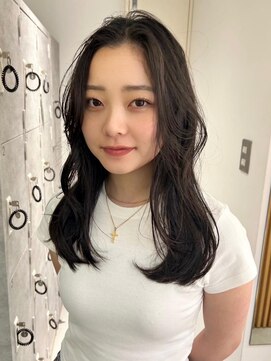 ムーン バイ ケンジ(moon by KENJE) 『Nanaka』レイヤーカット/顔周りレイヤー