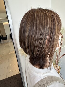 アンジュール ハイライトミディアムレイヤー