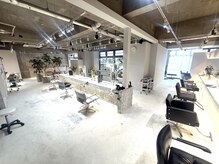 リゼル(LIZEL)の雰囲気（都会感と居心地を両立したサロン！）