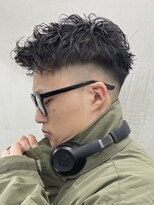 テン 心斎橋(tenn.) 難波スペインカールサーフカールツイストスパイラルパーマ20代