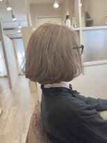 カミノワ(kaminowa)&nbsp;ミルクティーブロンドで白髪ぼかし/50代/神戸三宮