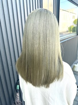 イロアイ(iro I) オリーブベージュ