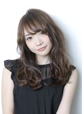 大人かわいいベージュカラーのふんわりフェミニンロング【中山】