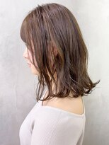 アイティー バイ アルバム 浦和店(IT by ALBUM) ベージュロブ_アースカラーくびれヘアツートンカラー_ba283651