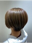 小顔ショート×ハイライト