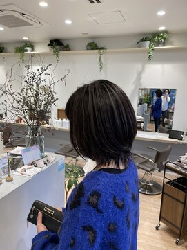 コノアラボ 守谷店(Conoah labo) 大人かわいい白髪ぼかしハイライト