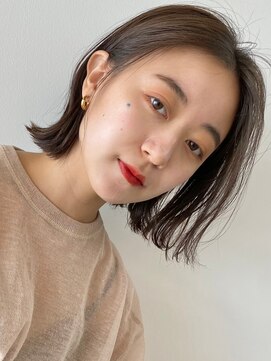 ノイカーム(noi Calm) 顔周りレイヤーカットグレージュカラーくびれボブベージュカラー