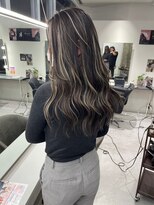 キング(K!ng)&nbsp;【枚方、樟葉】髪質改善ハイライトカラー